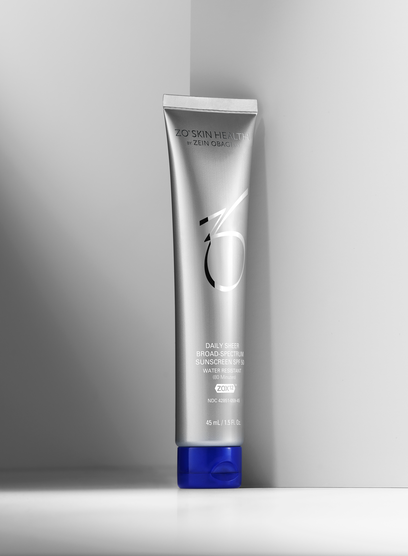Daily Sheer Broad-Spectrum SPF 50  hi-res numero immagine 2